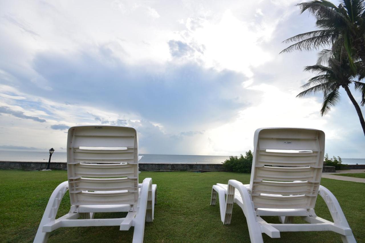 Hua Hin Beachfront Condo ภายนอก รูปภาพ